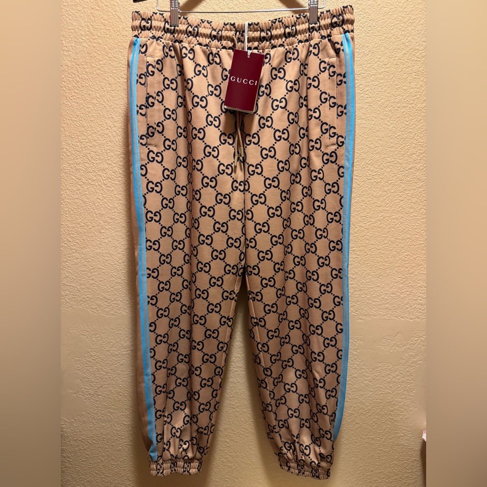 New Authentic Gucci GG Supreme Logo Sweatpants Tan Size XXL / Waist 36 - 40